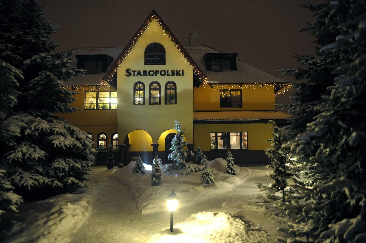 Dworek Staropolski Poznań Exteriör bild