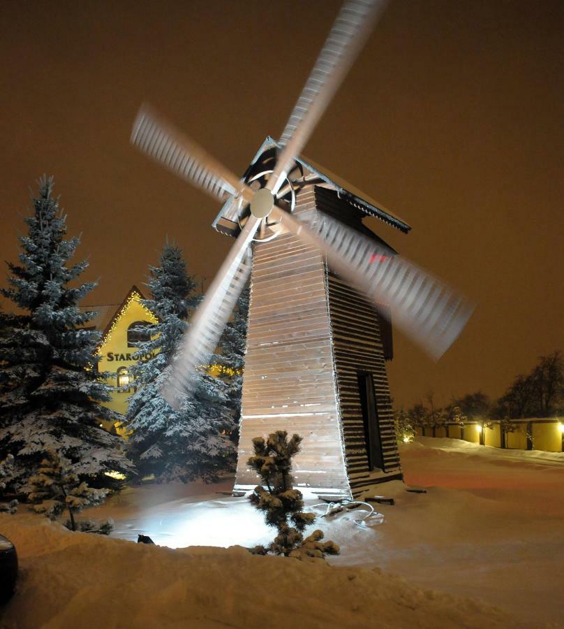Dworek Staropolski Poznań Exteriör bild
